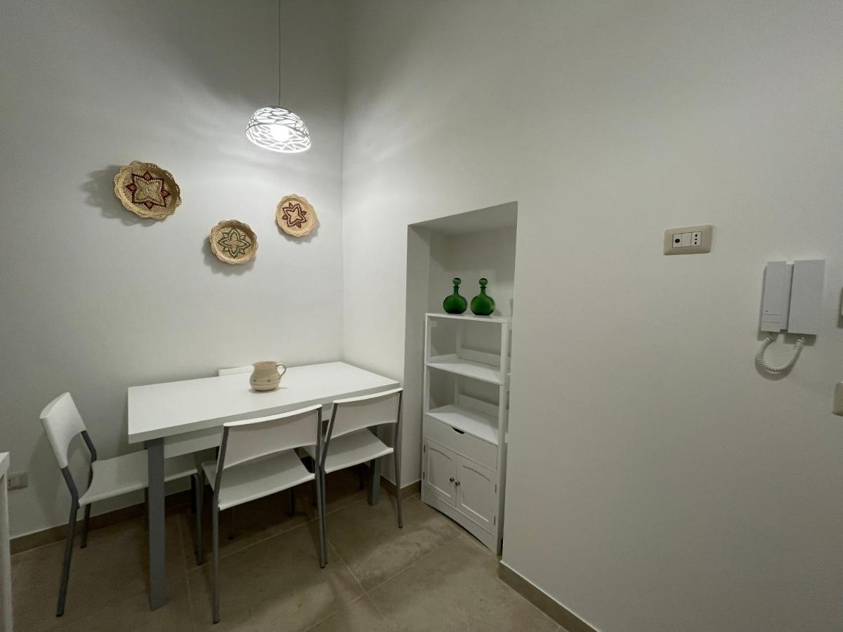 Calce Bianca Villa Tuglie Buitenkant foto